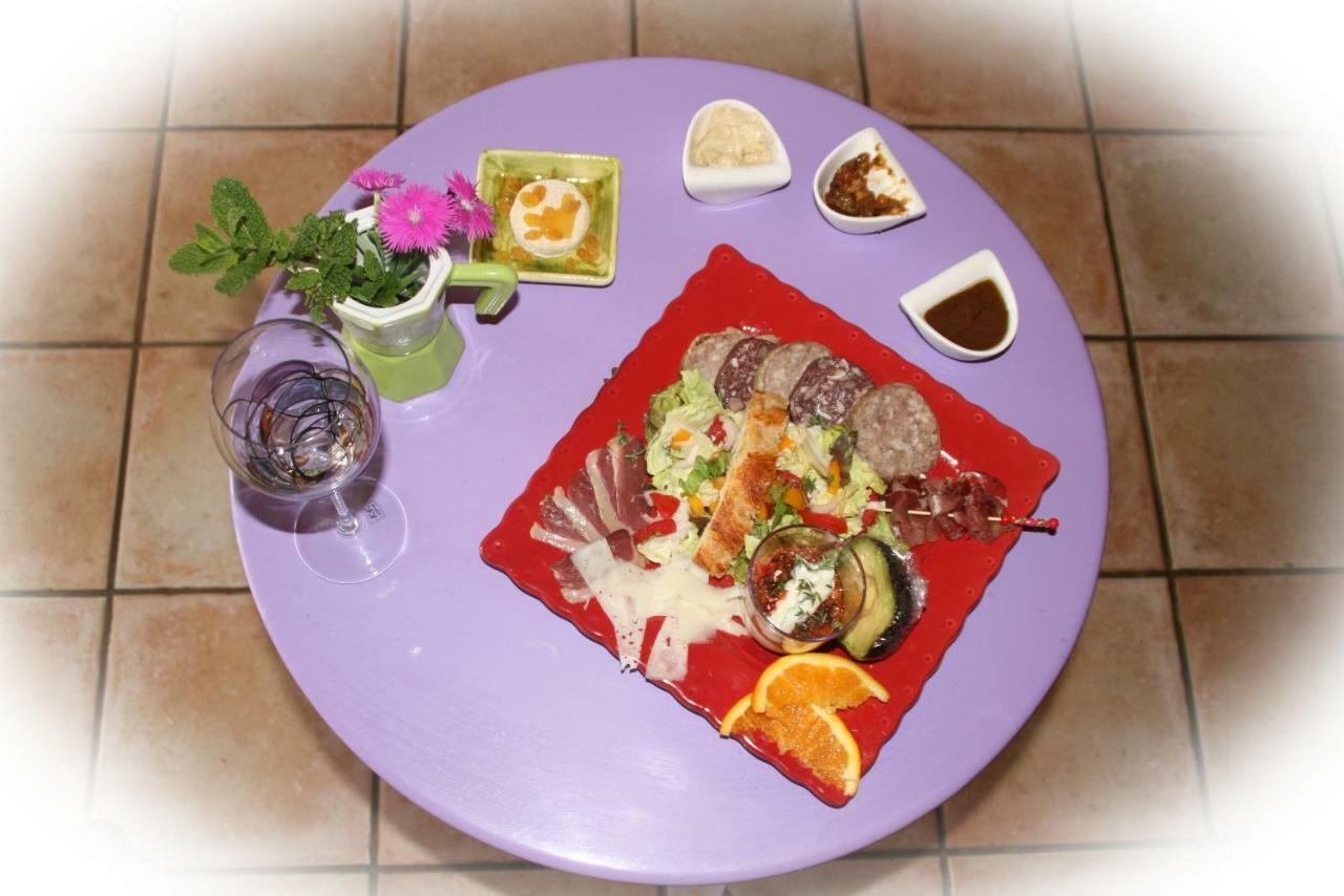 L'Otium Bed and Breakfast Saint-Antonin Exteriör bild